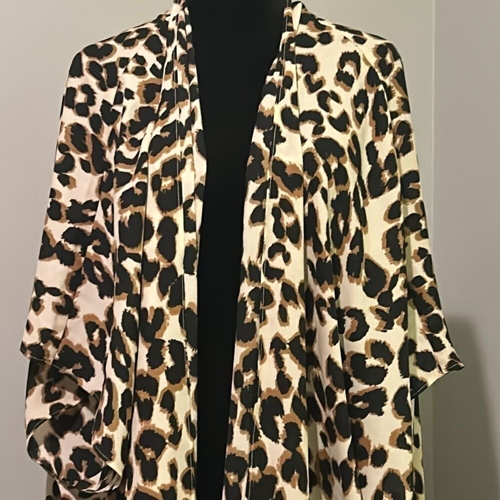 Maurice’s One Size Fits All 100 polyester cardigan - Picture 3 of 8
